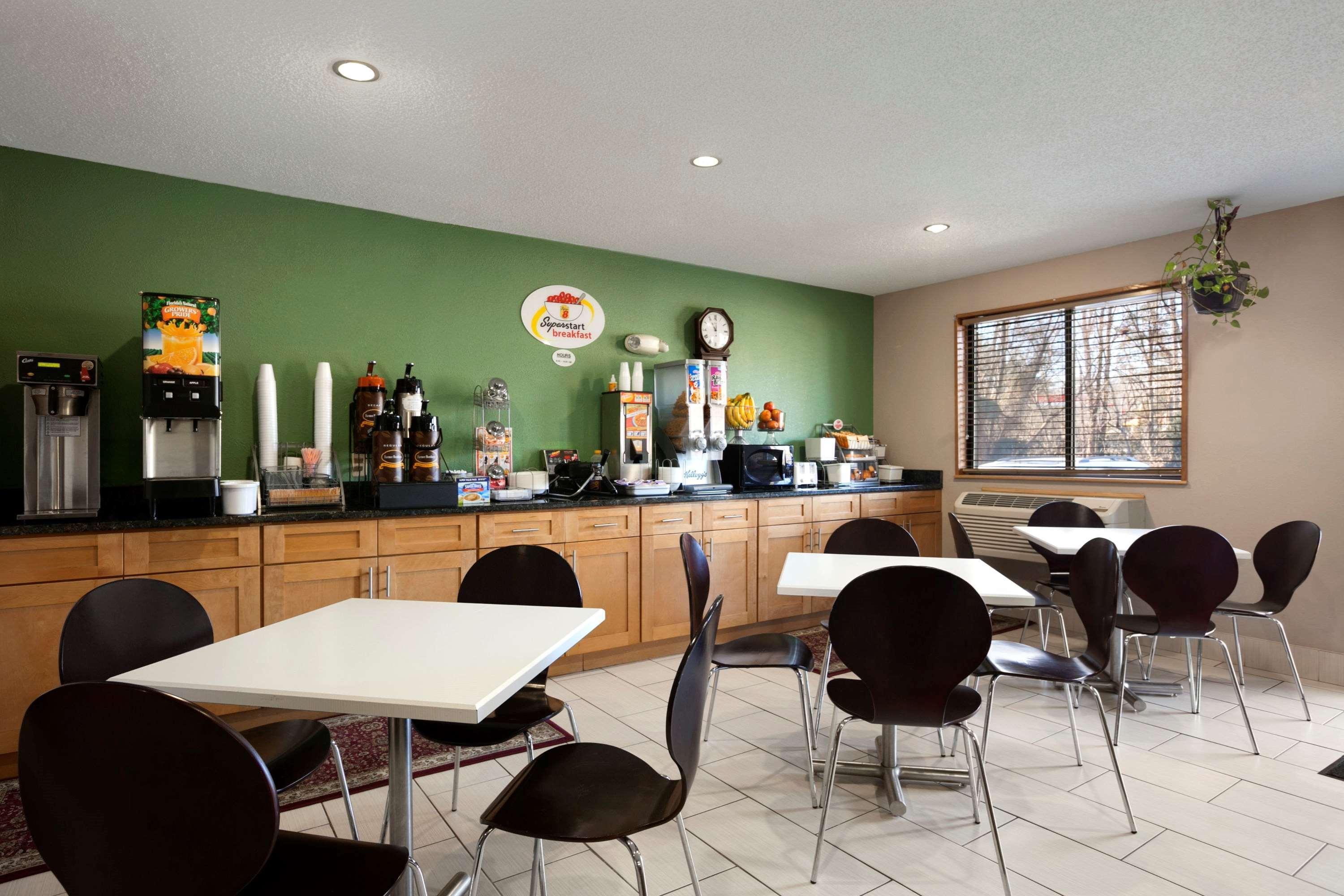 Super 8 By Wyndham Richmond/Chamberlayne Rd Hotel Kültér fotó
