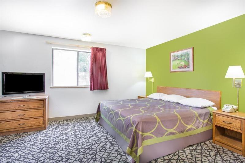 Super 8 By Wyndham Richmond/Chamberlayne Rd Hotel Kültér fotó